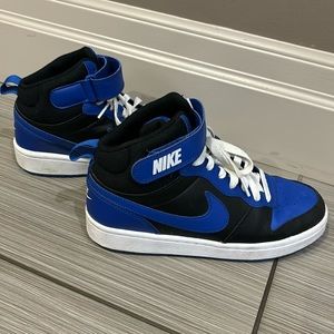 Boys Youth Nike basketball shoes